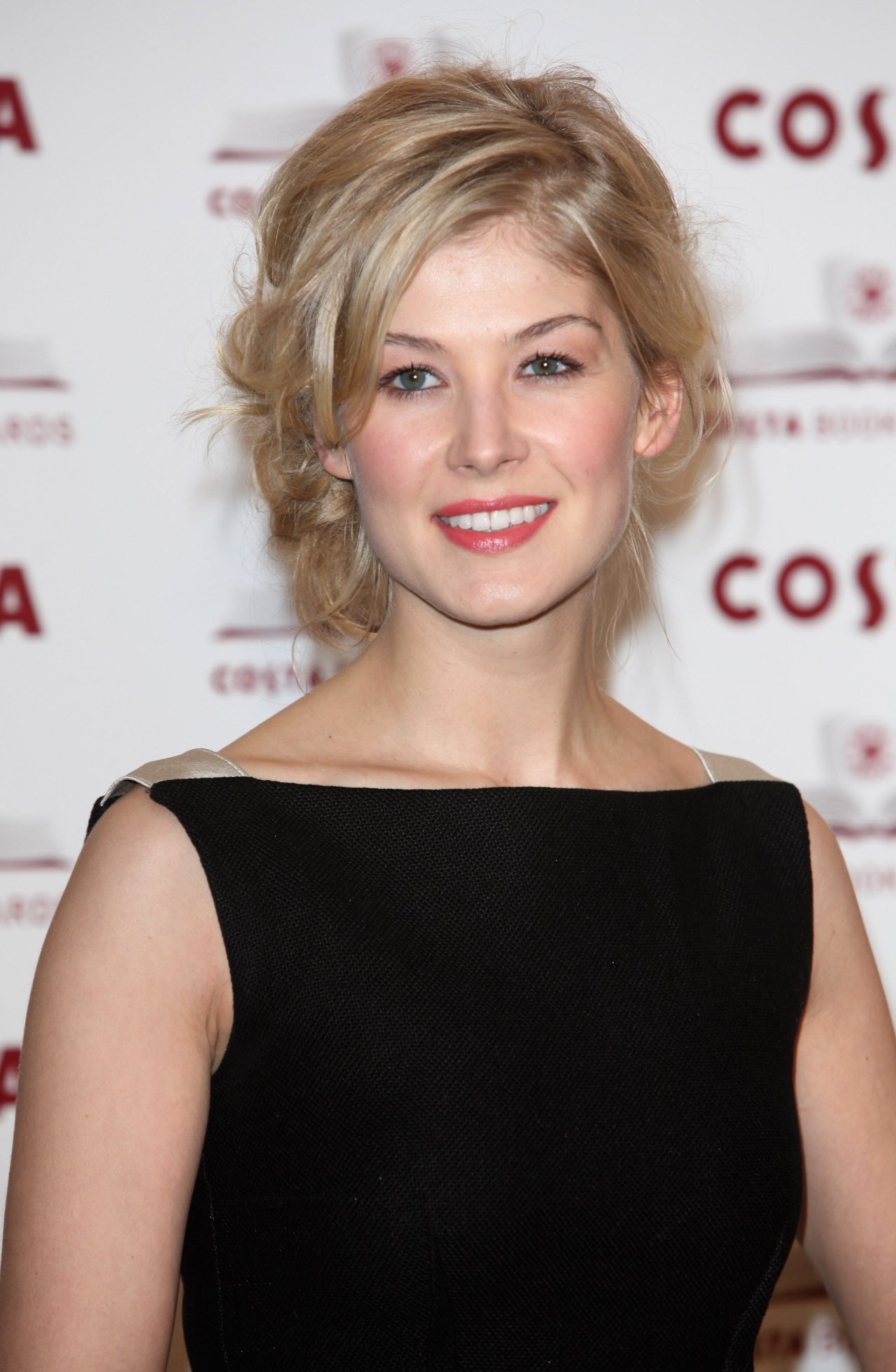 Rosamund Pike