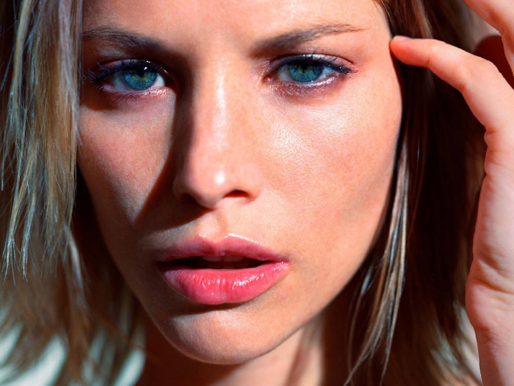 Sienna Guillory