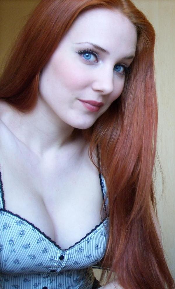 Simone Simons