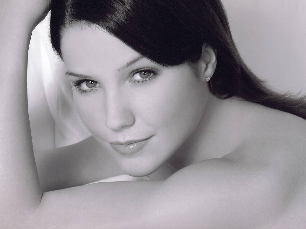 Sophia Bush